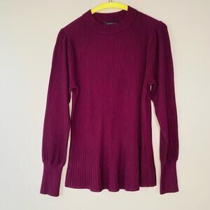 Ann Taylor wine ribbed knit blouse (Size: Medium)